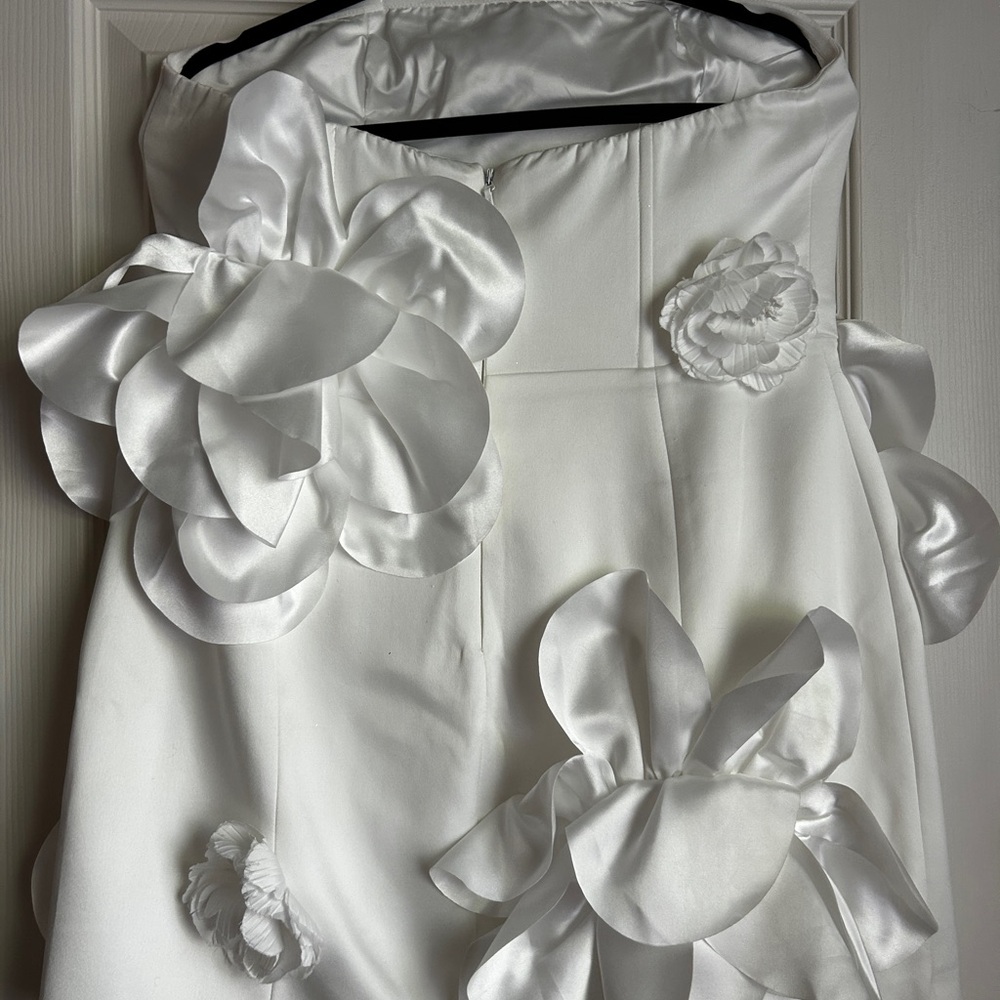 Fashion Nova White Wedding Dress - Picture 2 of 3